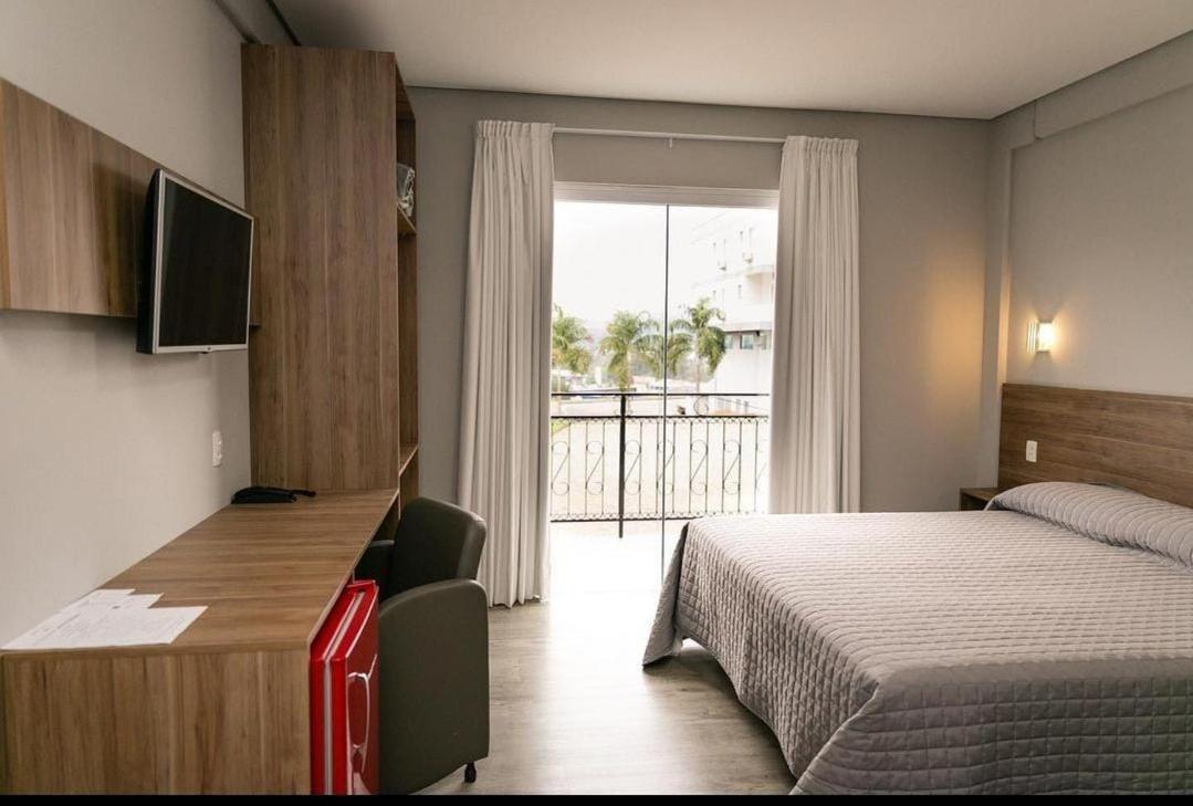 Hotel Bergozza Rio do Sul Bagian luar foto